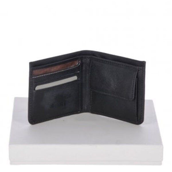 Elegant & Personalized Men’s Wallets for Less